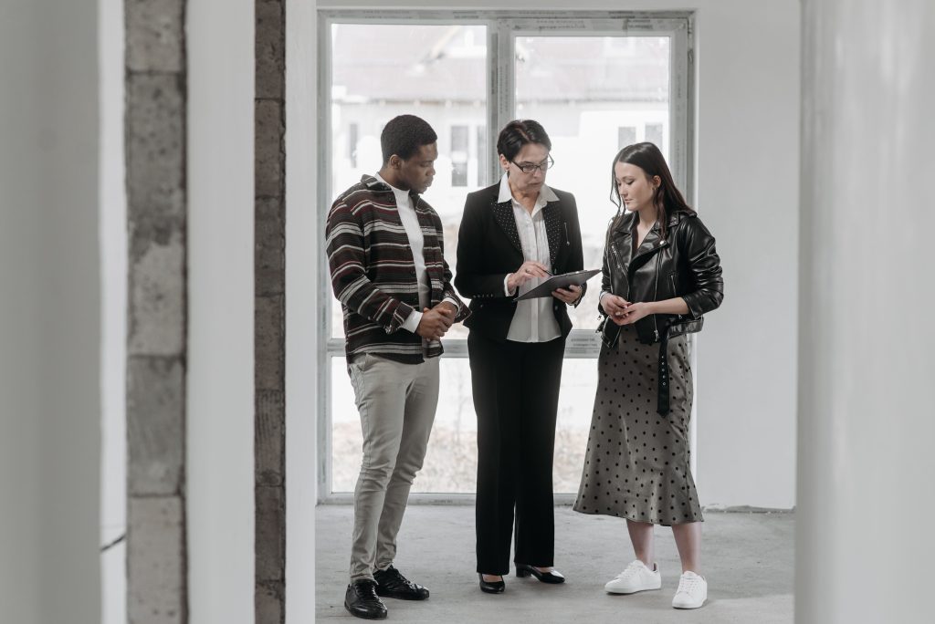 L’estimation du local commercial est une étape cruciale dans la vente ou la location du bien